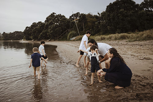 Family - 4 - by Twig & Thistle Photography. Whangarei - Northland based portrait photographer specialising in maternity, newborn photography.
