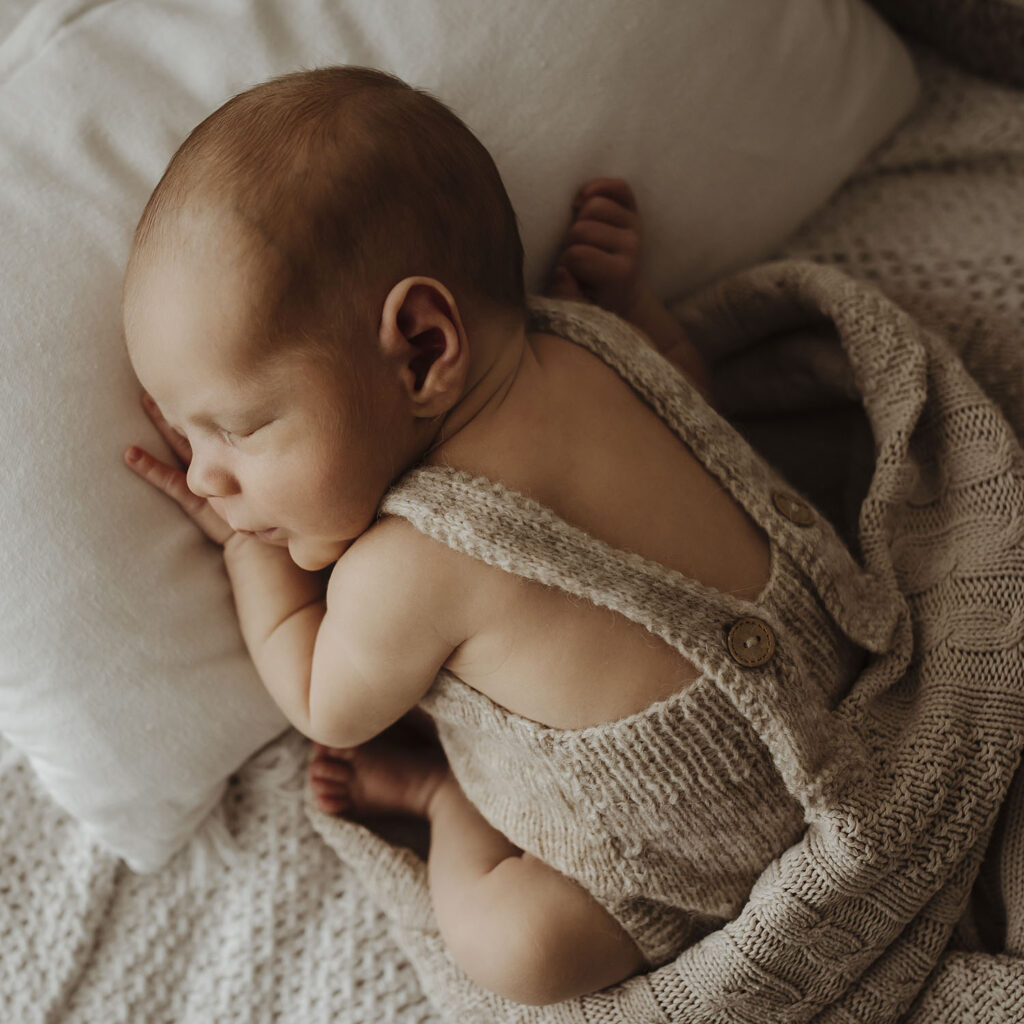 Twig & Thistle Photography - Gorgeous Newborn photo